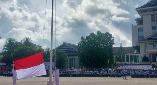 Guru di Ambon Peringati HUT ke-80 PGRI