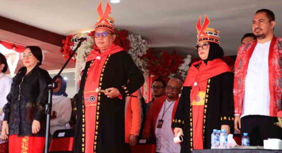 Wali Kota Ambon Ajak Warga Sorong Bahu Bangun Daerah