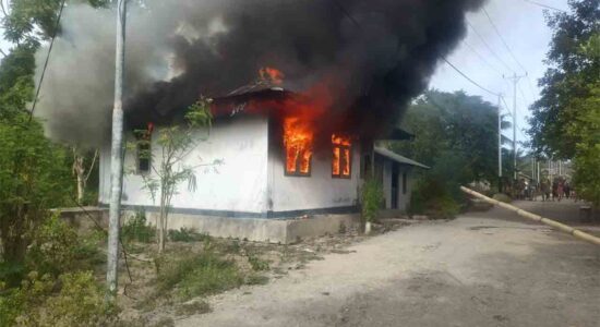 Rumah Dinas Kepala Puskesmas di Wetar Timur Ludes Dilalap Api