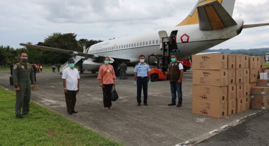 Bantuan Masker & APD Covid-19 Tiba di Ambon