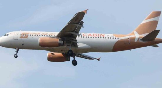 Cuaca Membaik, Super Air Jet Akhirnya Mendarat di Bandara Pattimura