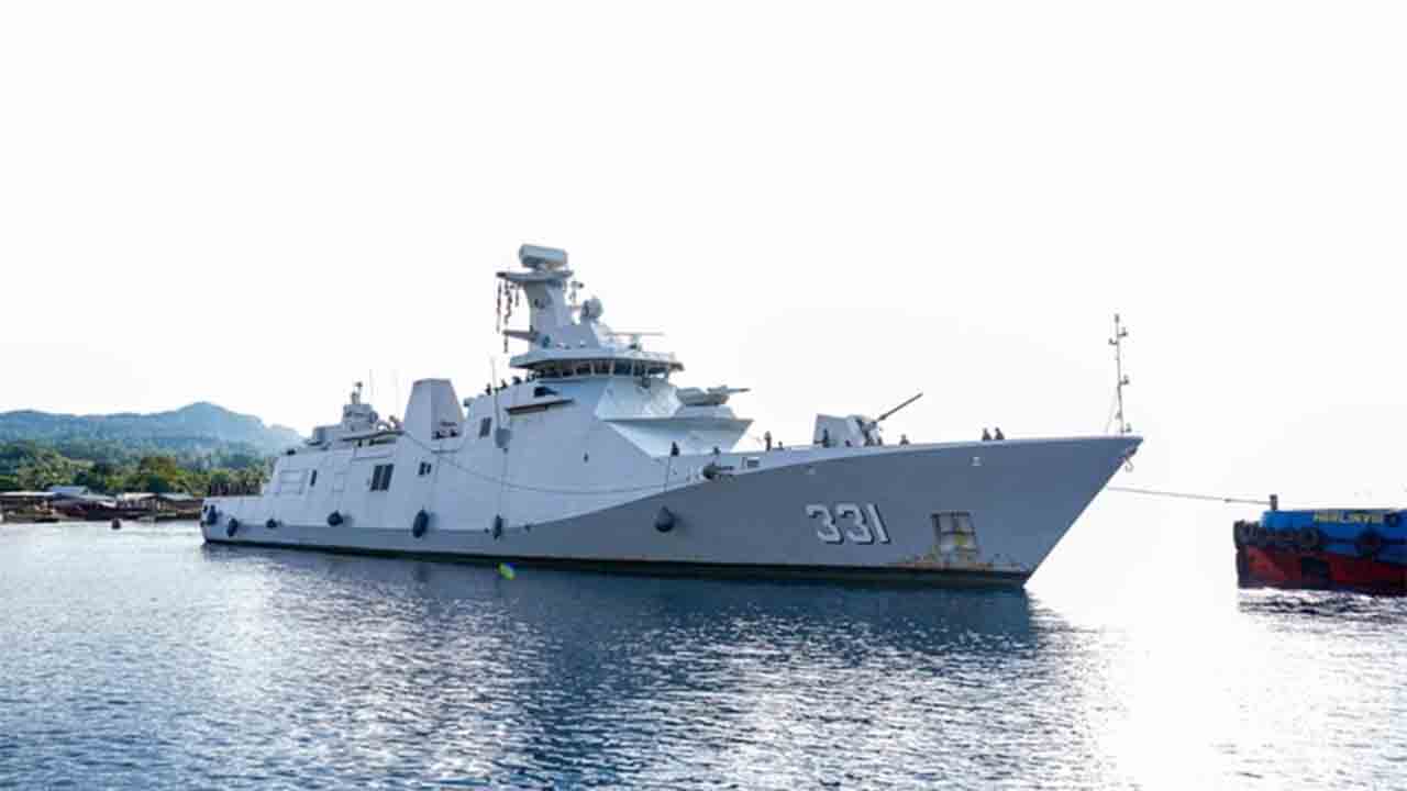 Usai Latihan di Australia, KRI Raden Eddy Martadinata-331 Mampir di Ambon
